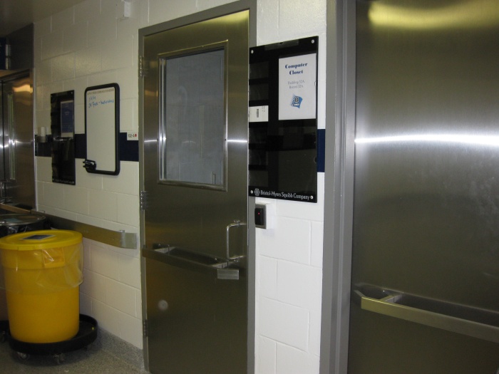 Stainless Steel Interior Doors 700 x 525 · 93 kB · jpeg